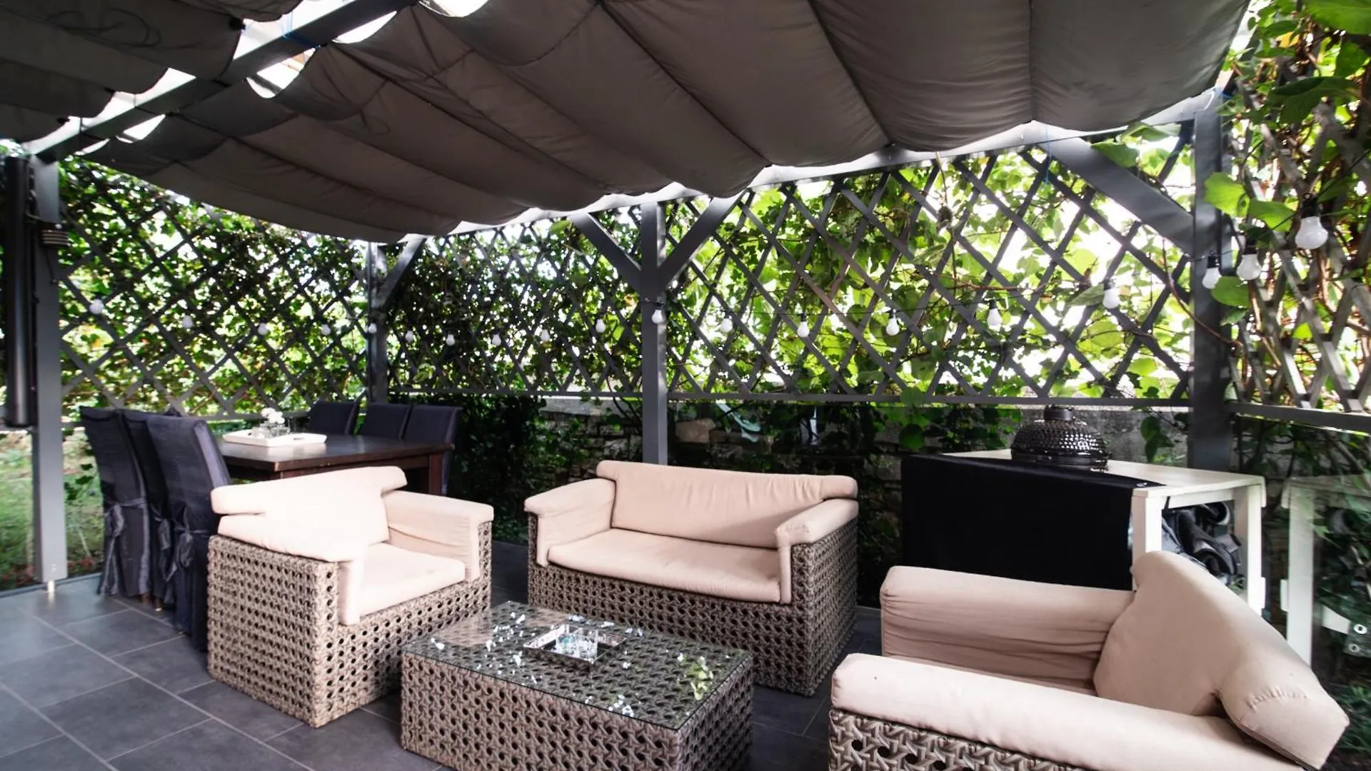 Lio Apartment Valbandon 0*,  Croatia